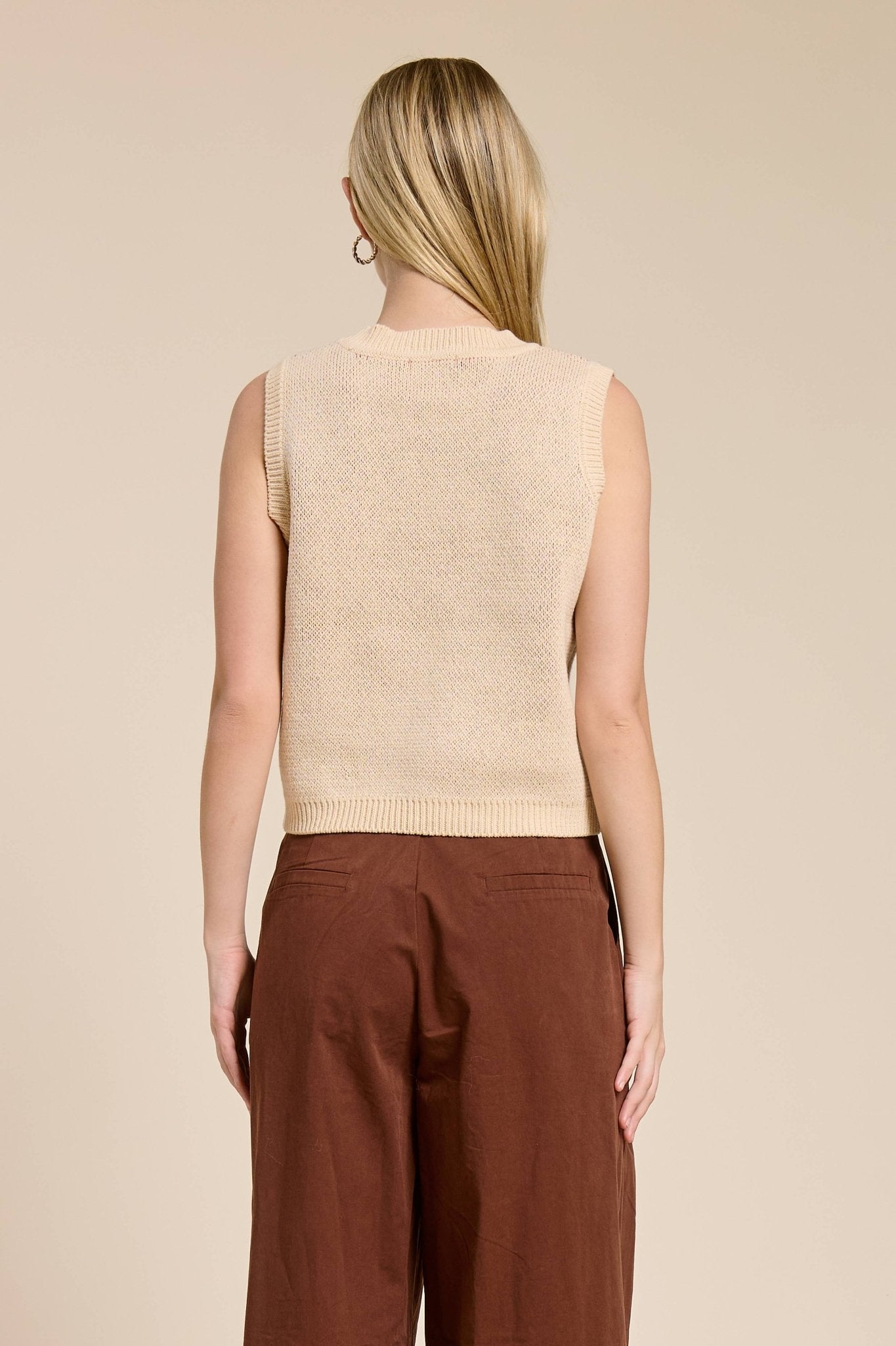 Capri Jacquard Sweater Vest Top - elliparr
