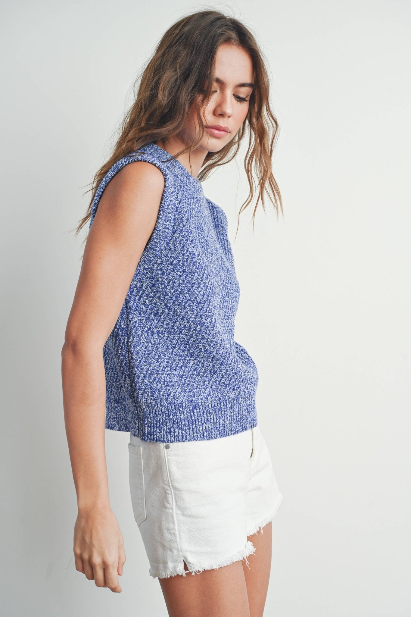 Sleeveless Crew Neck Sweater Knit Vest - elliparr