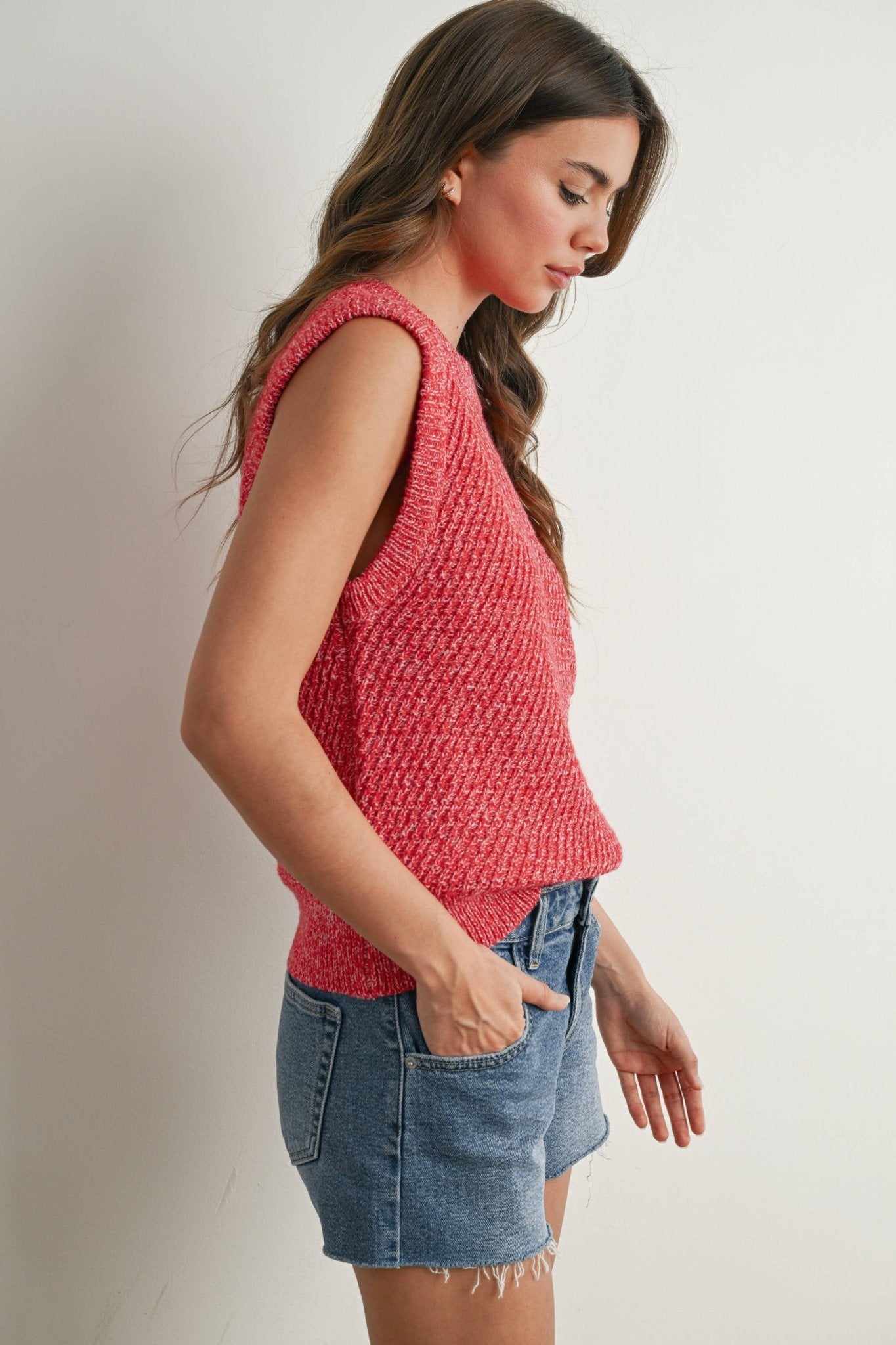 Sleeveless Crew Neck Sweater Knit Vest - elliparr