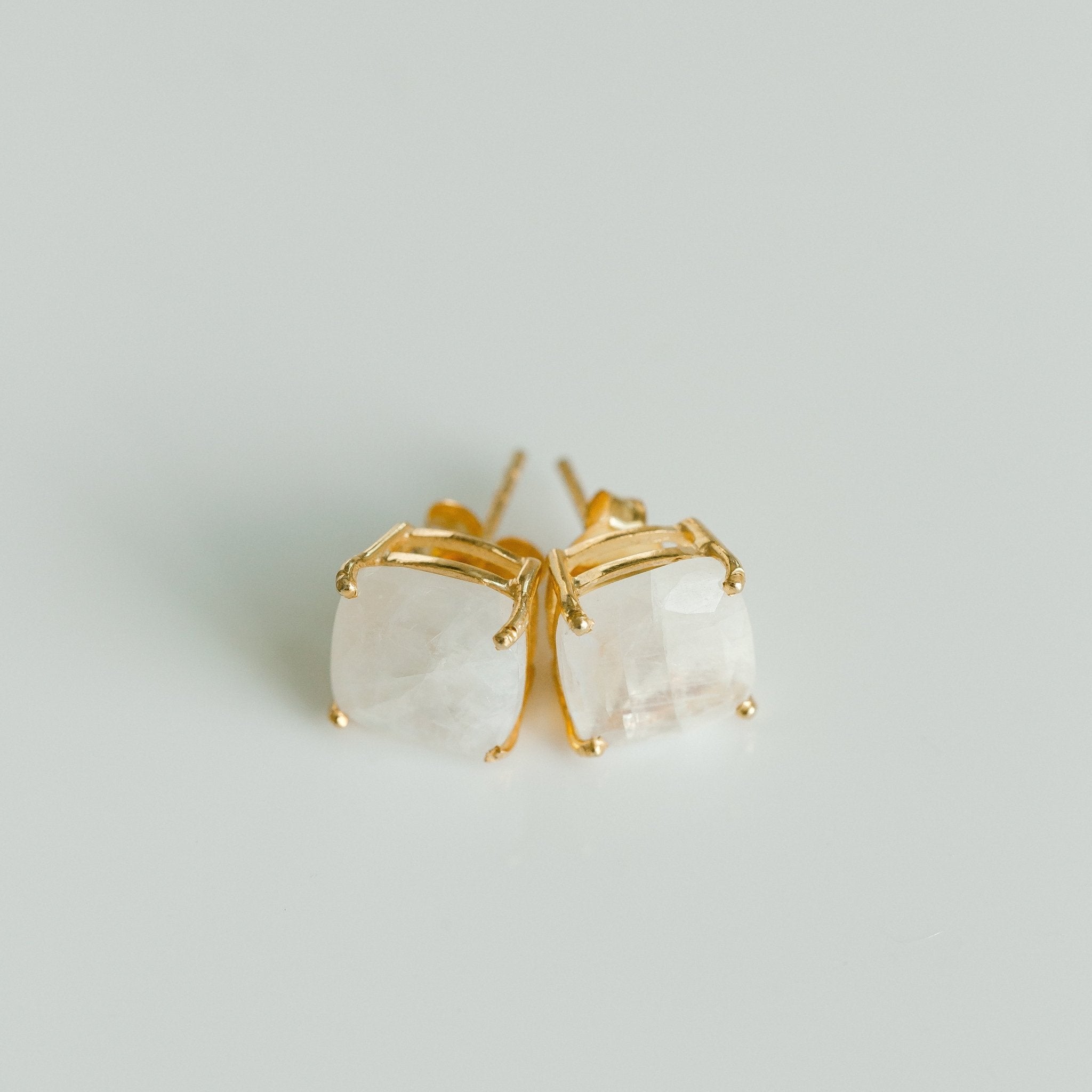 Emmy studs rainbow moonstone side view – natural gemstone stud earrings Elli Parr